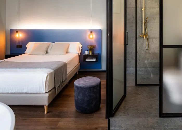 Muralla By Lola